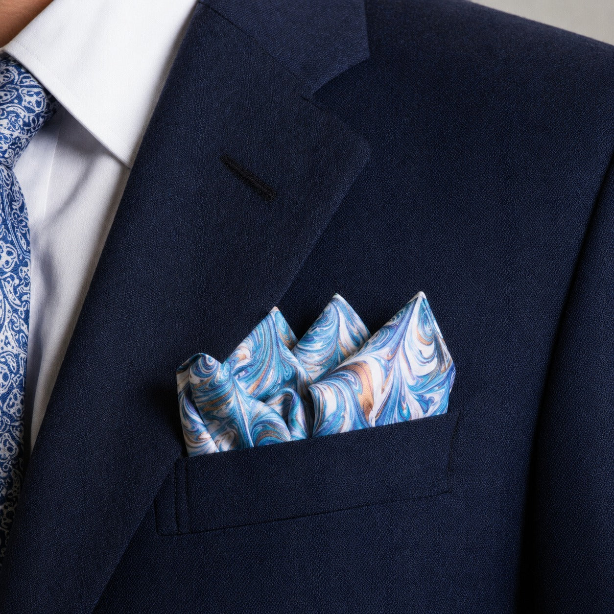 POCKET SQUARE