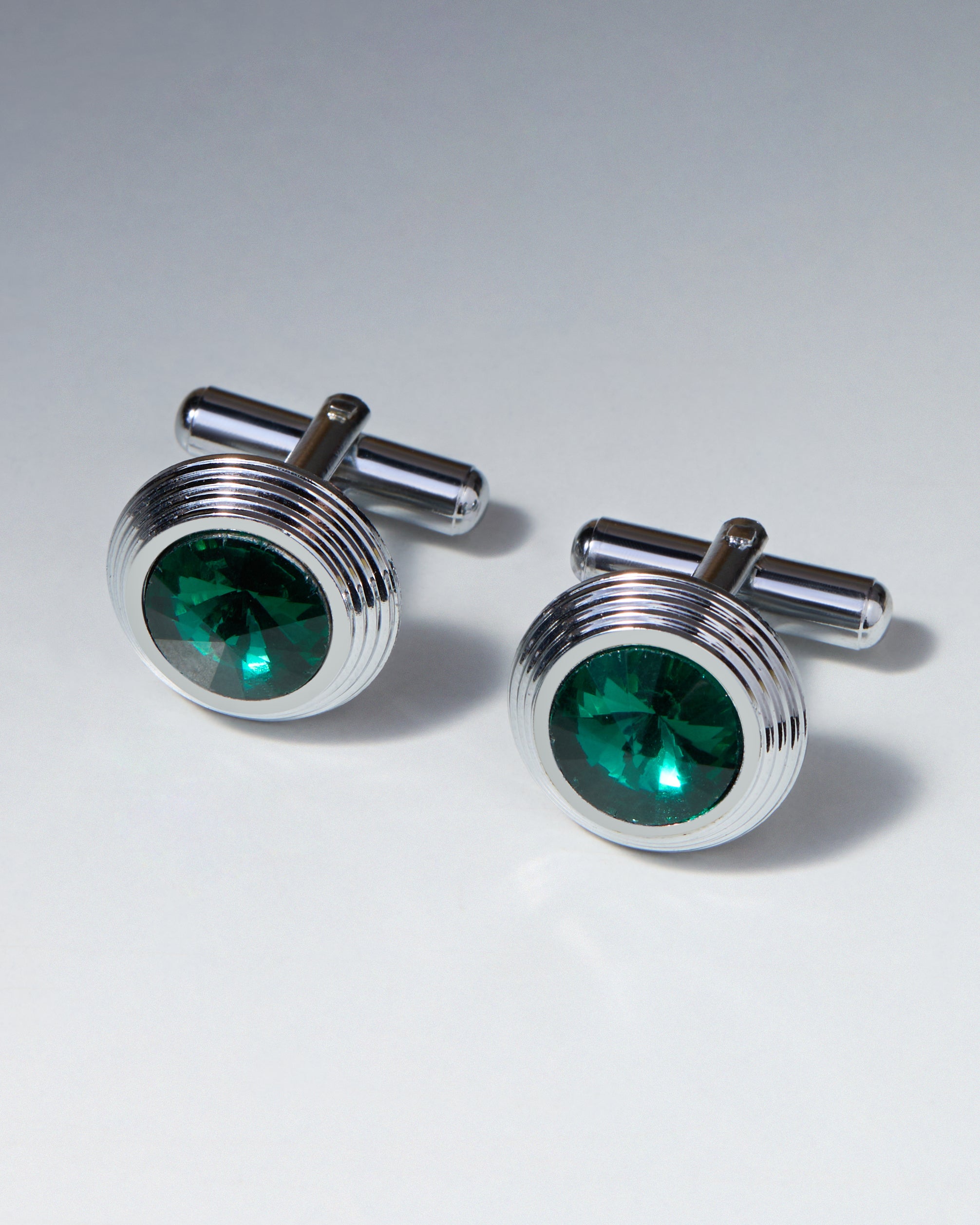The Verdant Executive Cufflinks — Emerald-Green Crystal & Ribbed Silver
